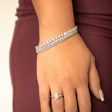 Tennis bracelet
